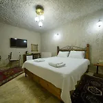 Otel Nirvana Cave House