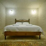 Nirvana Cave House