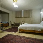 Otel Nirvana Cave House 2*