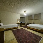 Nirvana Cave House Otel 2*