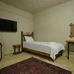 Nirvana Cave House Otel