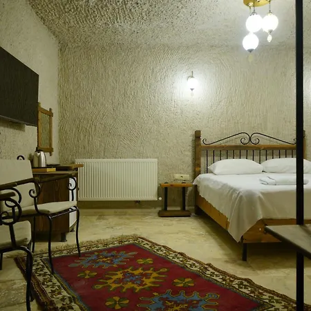 Nirvana Cave House Hotel 2*