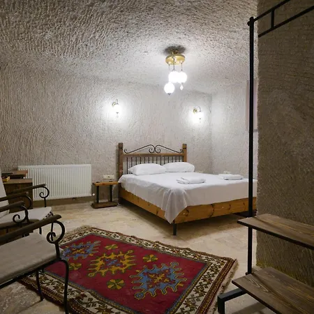 Hotel Nirvana Cave House