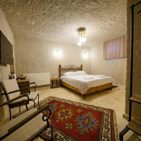 Hotel Nirvana Cave House