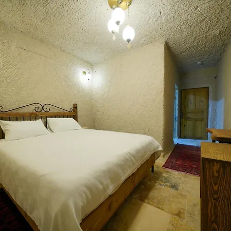 Hotel Nirvana Cave House
