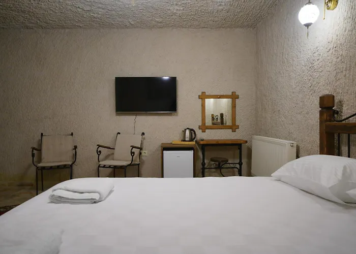 Nirvana Cave House Γκόρεμε