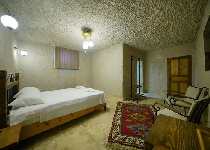 Nirvana Cave House Γκόρεμε