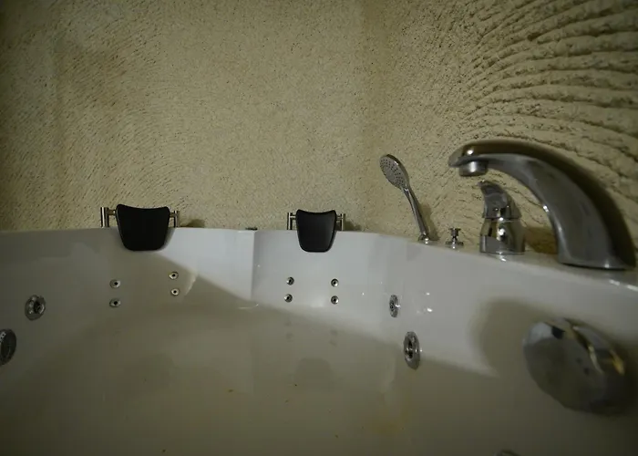 Nirvana Cave House 2* Γκόρεμε