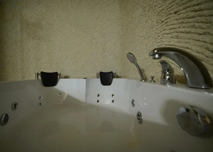 Nirvana Cave House 2* Γκόρεμε